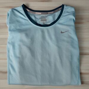 Nike Women’s Short Sleeved Running Tee (Med)